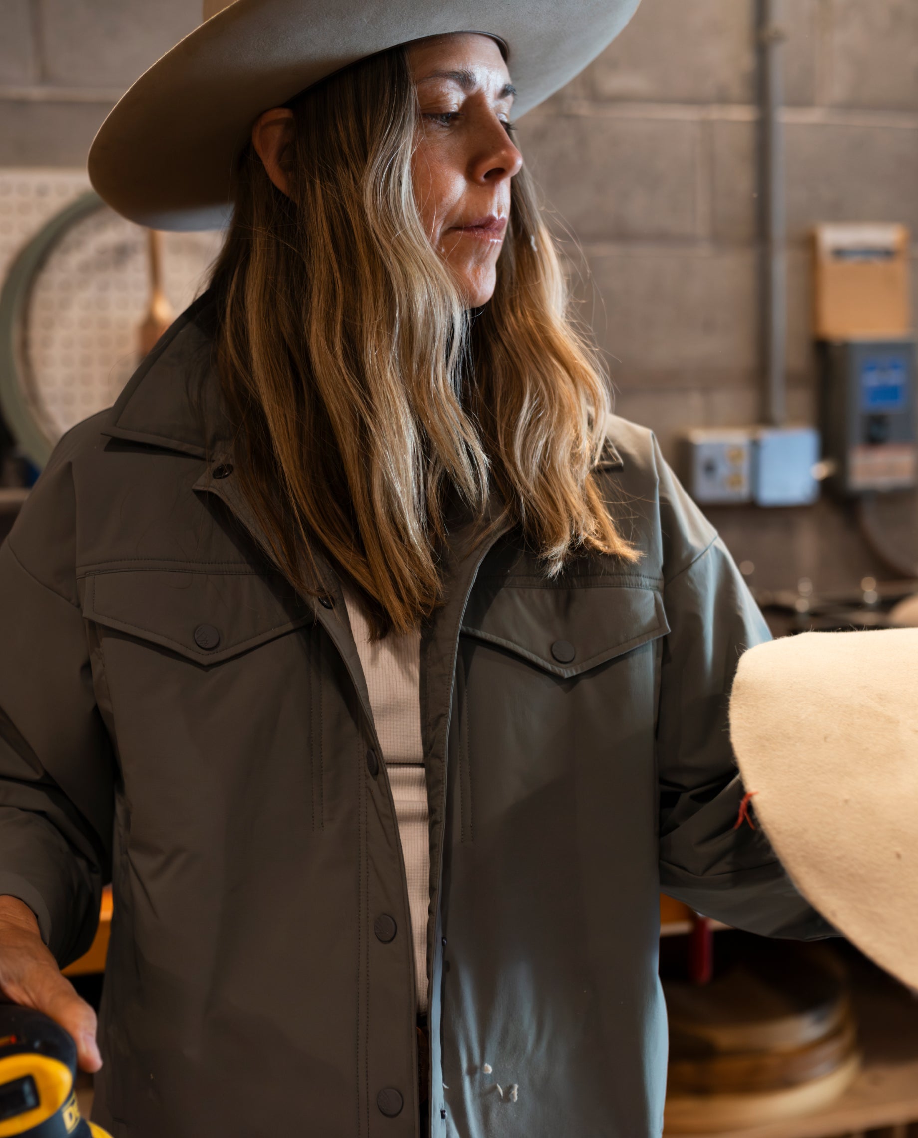 Women's Overstory Insulated Snap Shirt - Image 26